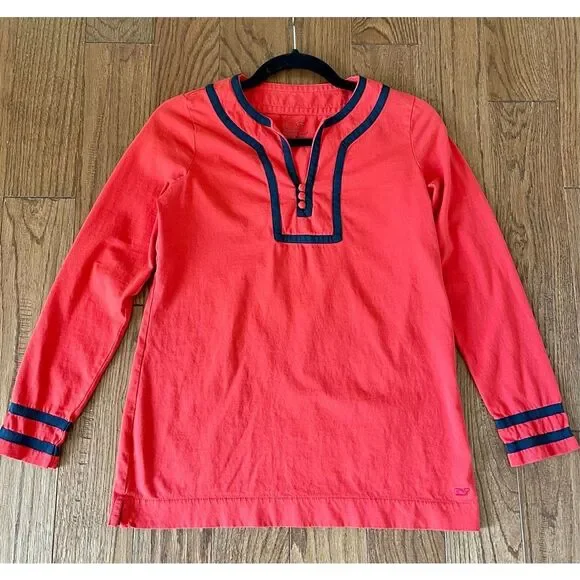 Vineyard vines red with navy trim blouse xs - Picture 7 of 9